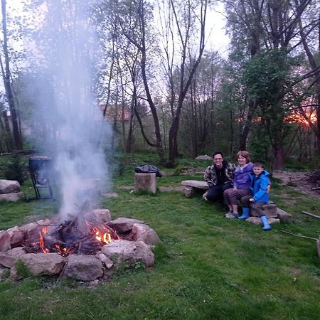Roze I Jablonie Agroturystyka Gryfów Śląski エクステリア 写真