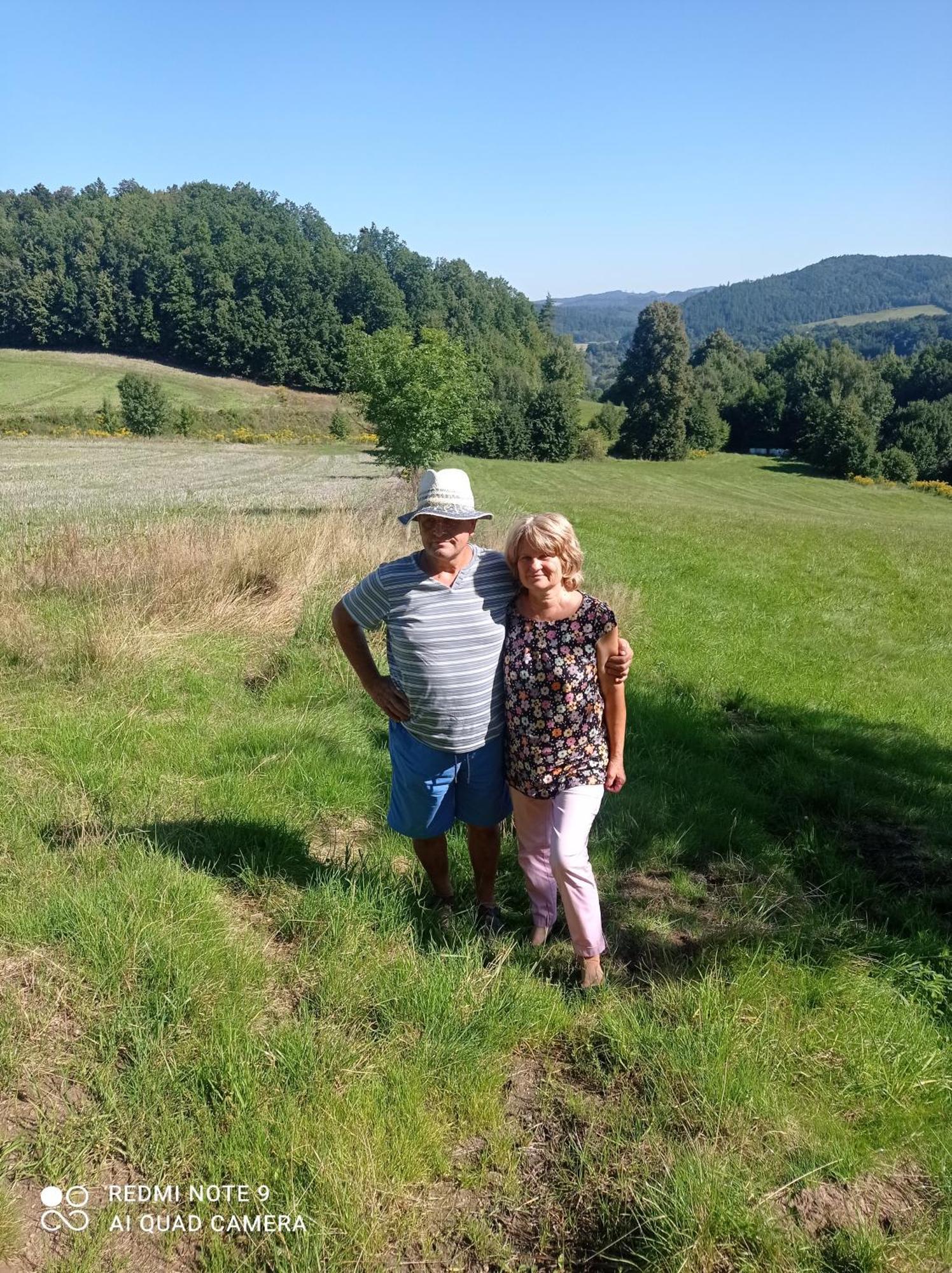 Roze I Jablonie Agroturystyka Gryfów Śląski エクステリア 写真